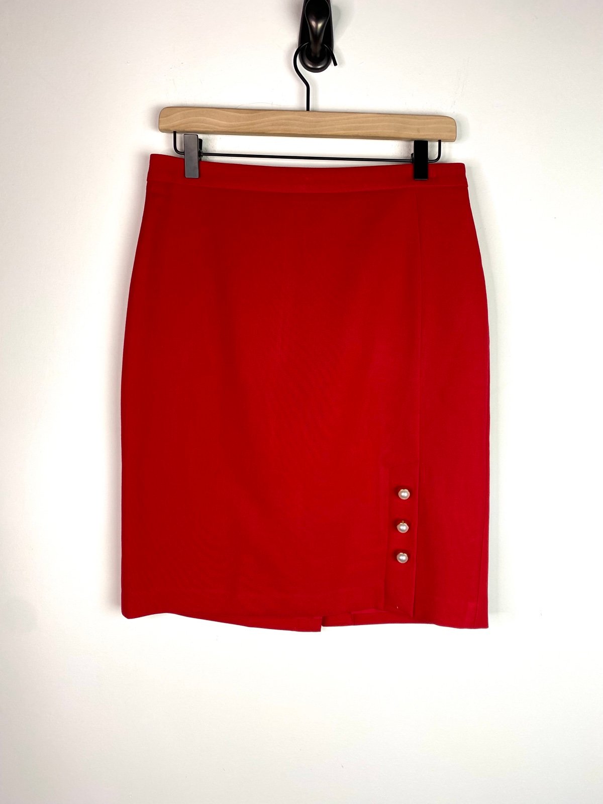 large selection Ann Taylor Red Pencil Skirt 6P Excellent condition  Pearl detail Thick comfortab ovXvLZZsM Everyday Low Prices