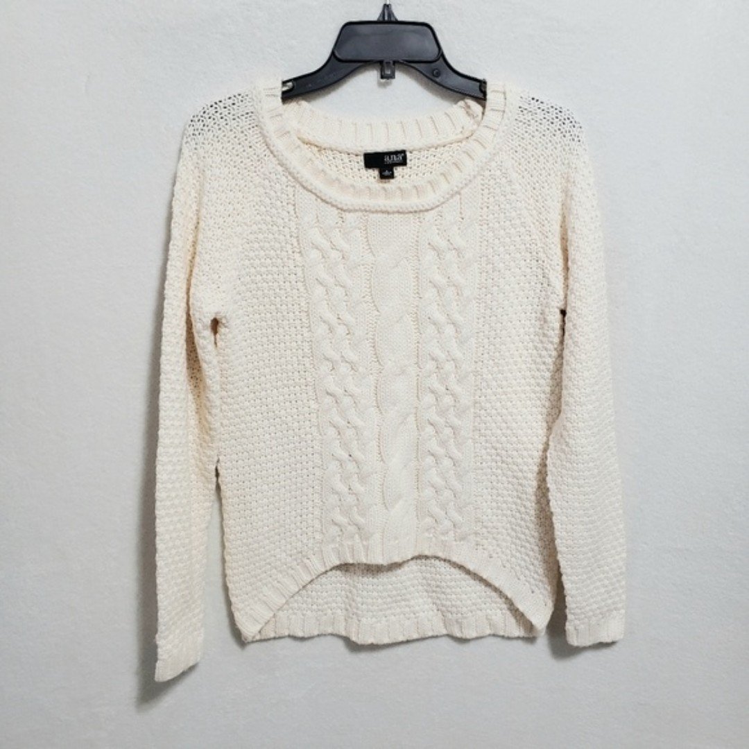 floor price a.n.a. Womens Knit Sweater Cream Long Sleev