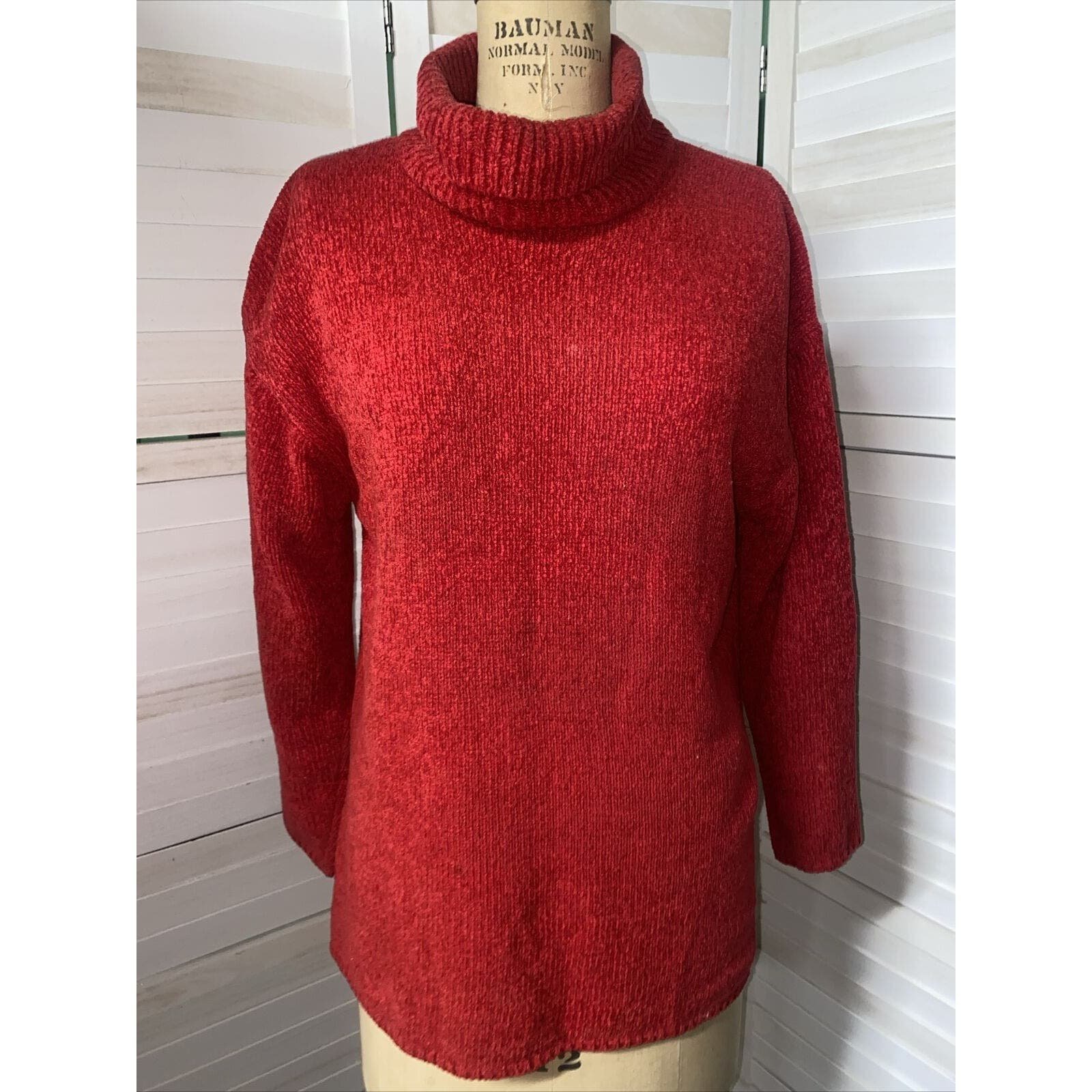 Stylish Vintage 90s CHAUS Women’s Red Chenille Knit Acr