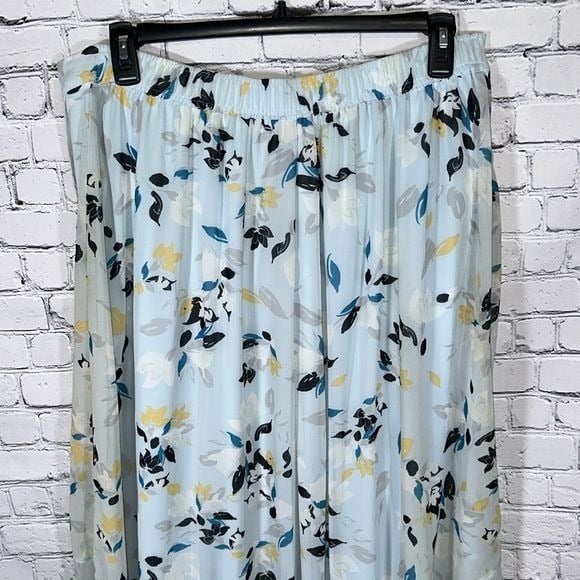 Latest  Lane Bryant Floral A-Line Midi Faux-Wrap Skirt Blue Yellow Floral size 14/16 nPQRQwlCh Cheap