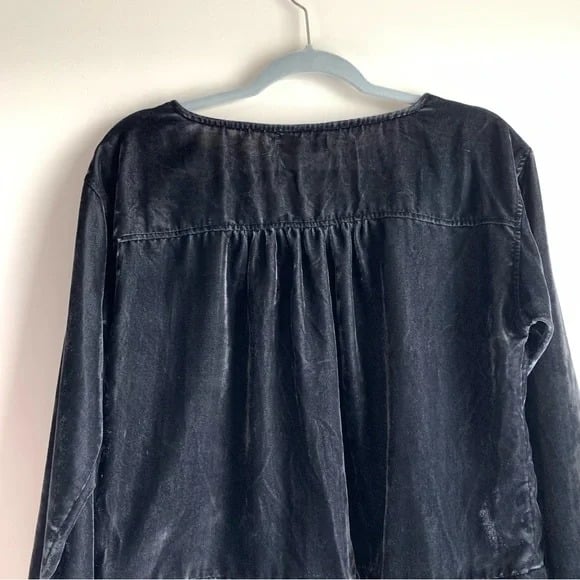 Custom CLOTH & STONE Crushed Velvet Velour Cropped Bell Sleeve Top Black Size Medium pOIDQOpvI Great