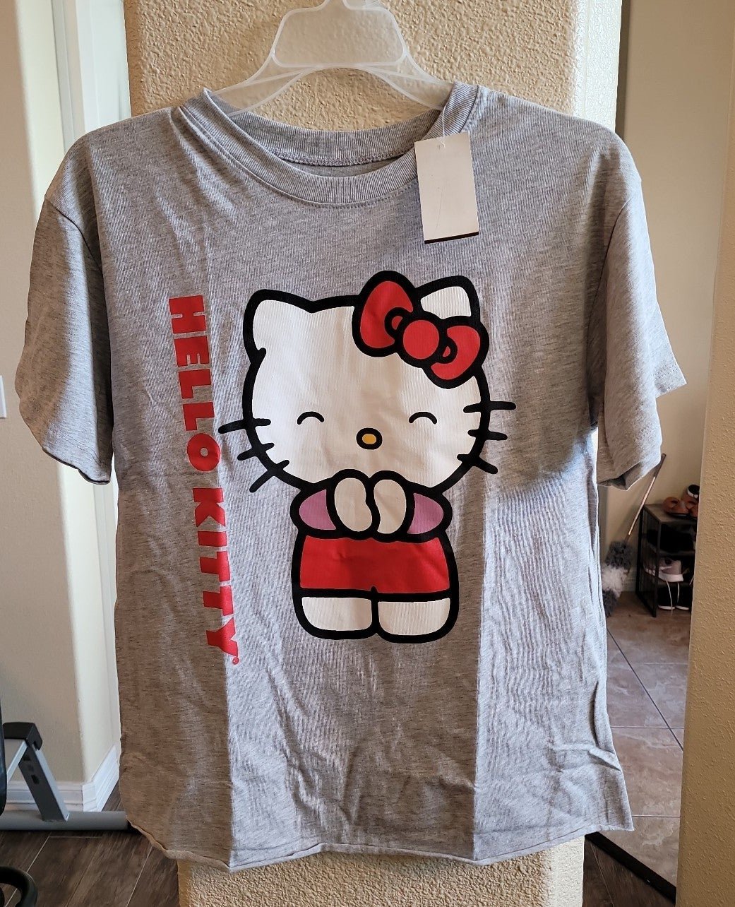 Beautiful Women´s Hello Kitty shirt Small fh5n6W20c well sale