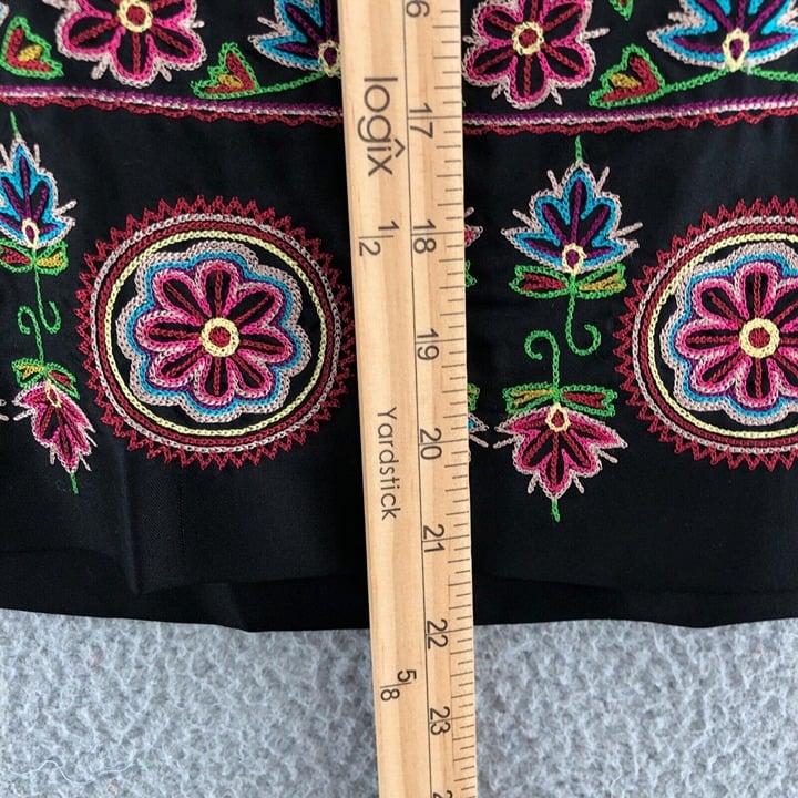 the Lowest price Ann Taylor Skirt Womens 2 Black Silk Embroidered Floral A Line Knee Length Lined HE9dPBIvo US Outlet