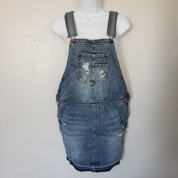 Special offer  Maurices NWOT Women´s Medium Denim Overall Dress Distressed ICP6AdATQ Discount