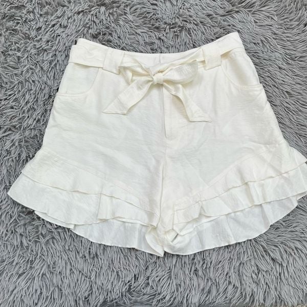 Simple Cece White Ruffle Hem Shorts, Size 12 HEeAjQLH8 