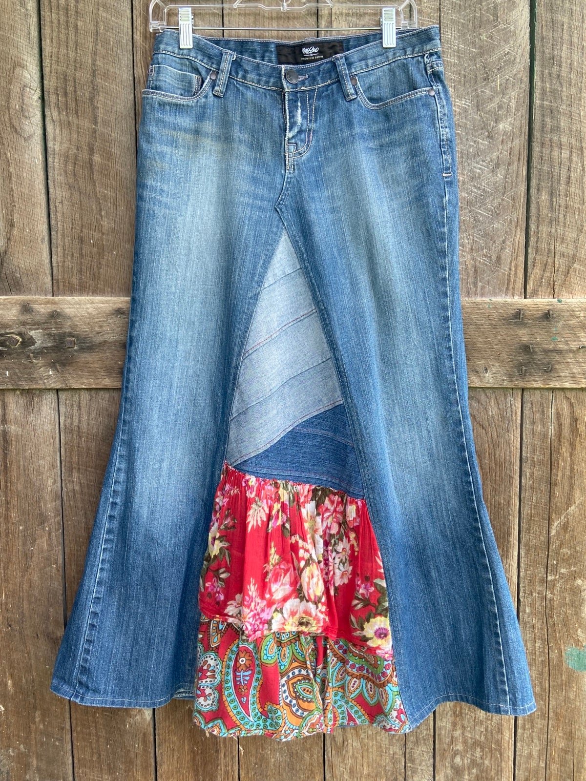 good price Boho Western Women’s Denim Skirt w/ Red Ruffles size 4 nlFSMd4IL Outlet Store
