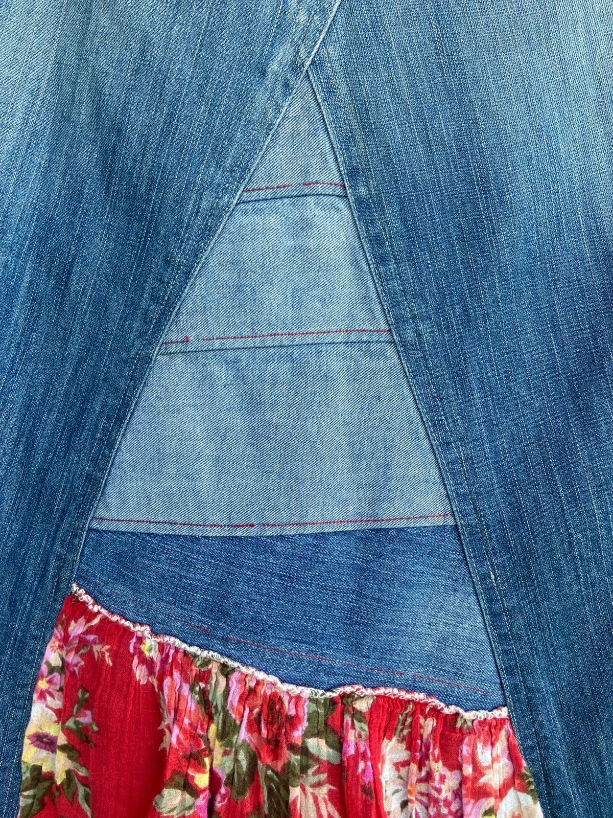 good price Boho Western Women’s Denim Skirt w/ Red Ruffles size 4 nlFSMd4IL Outlet Store