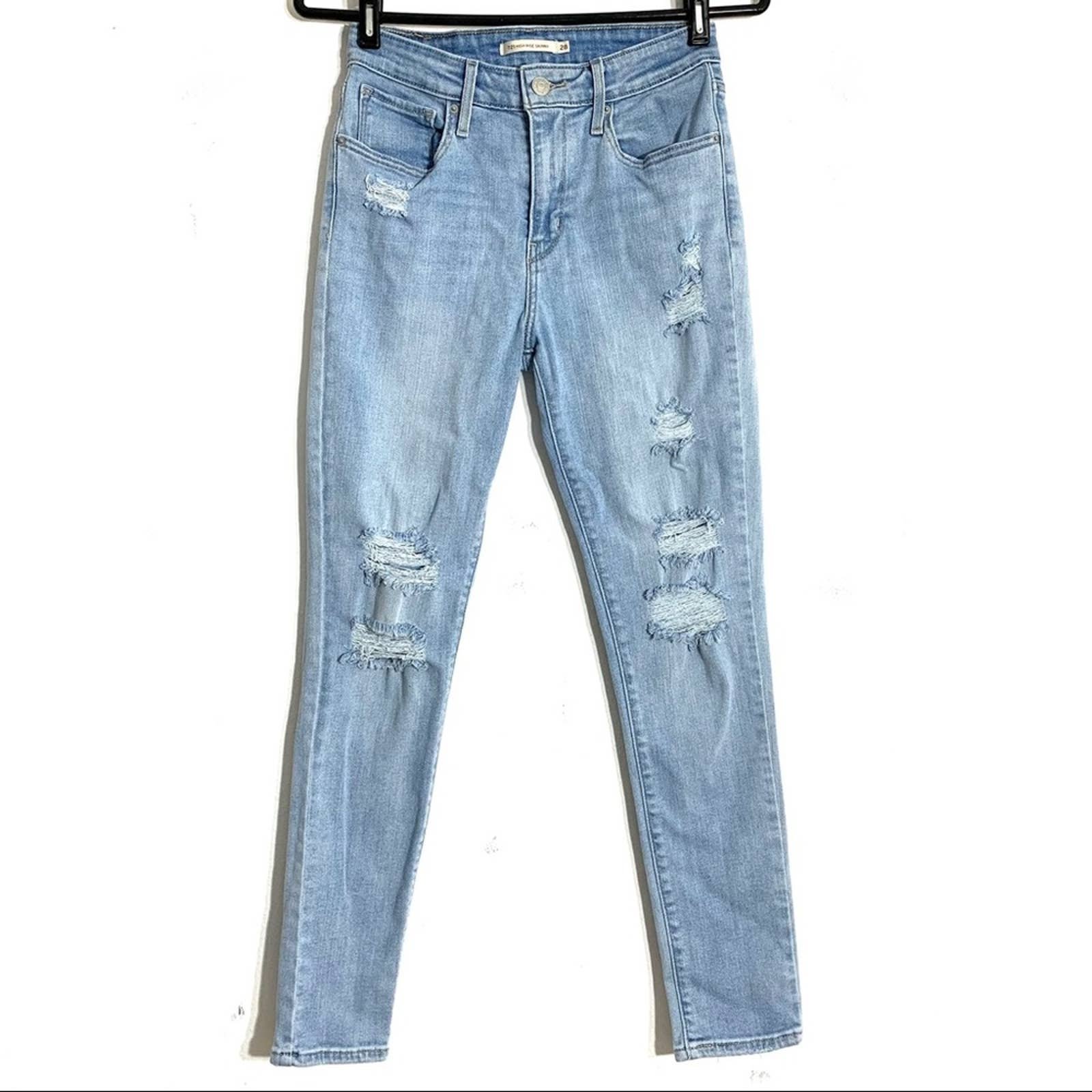 good price Levi’s 721 High Rise Skinny Jeans Distresses