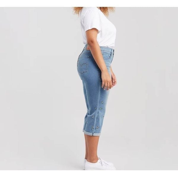 where to buy  Levis SHAPING CAPRI (PLUS SIZE 24w) MBsMm864f no tax