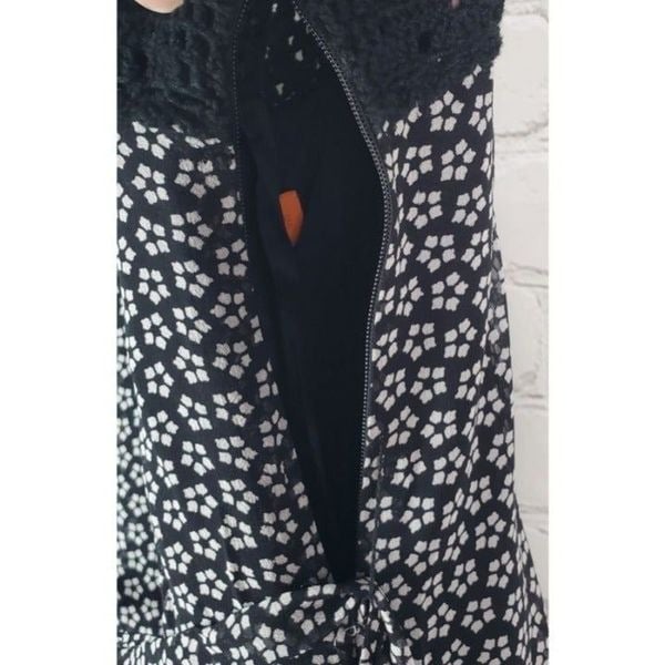 Latest  Cynthia Steffe Dress Silk Black White Crochet Floral Size 2 G2h3aBmSZ best sale