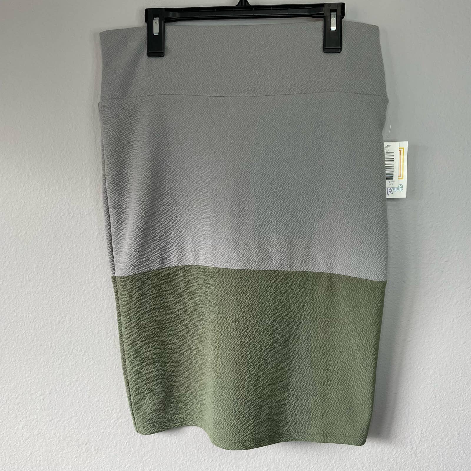 the Lowest price LuLaRoe Grey Green Skirt XL Cassie Tex