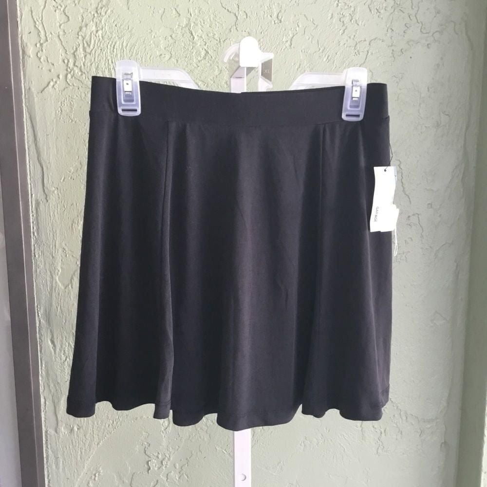 Exclusive Garage Woman’s size Medium solid black mini skater skirt elastic waist FWLeintGp US Outlet