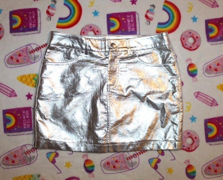 big discount Forever 21 Silver Mini Skirt Size Small jX