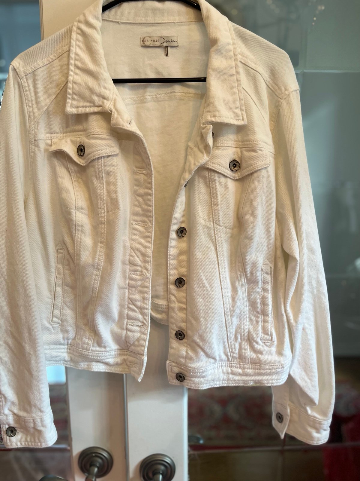 Stylish White Jean Jacket size Small H1wU7FdeF Cool