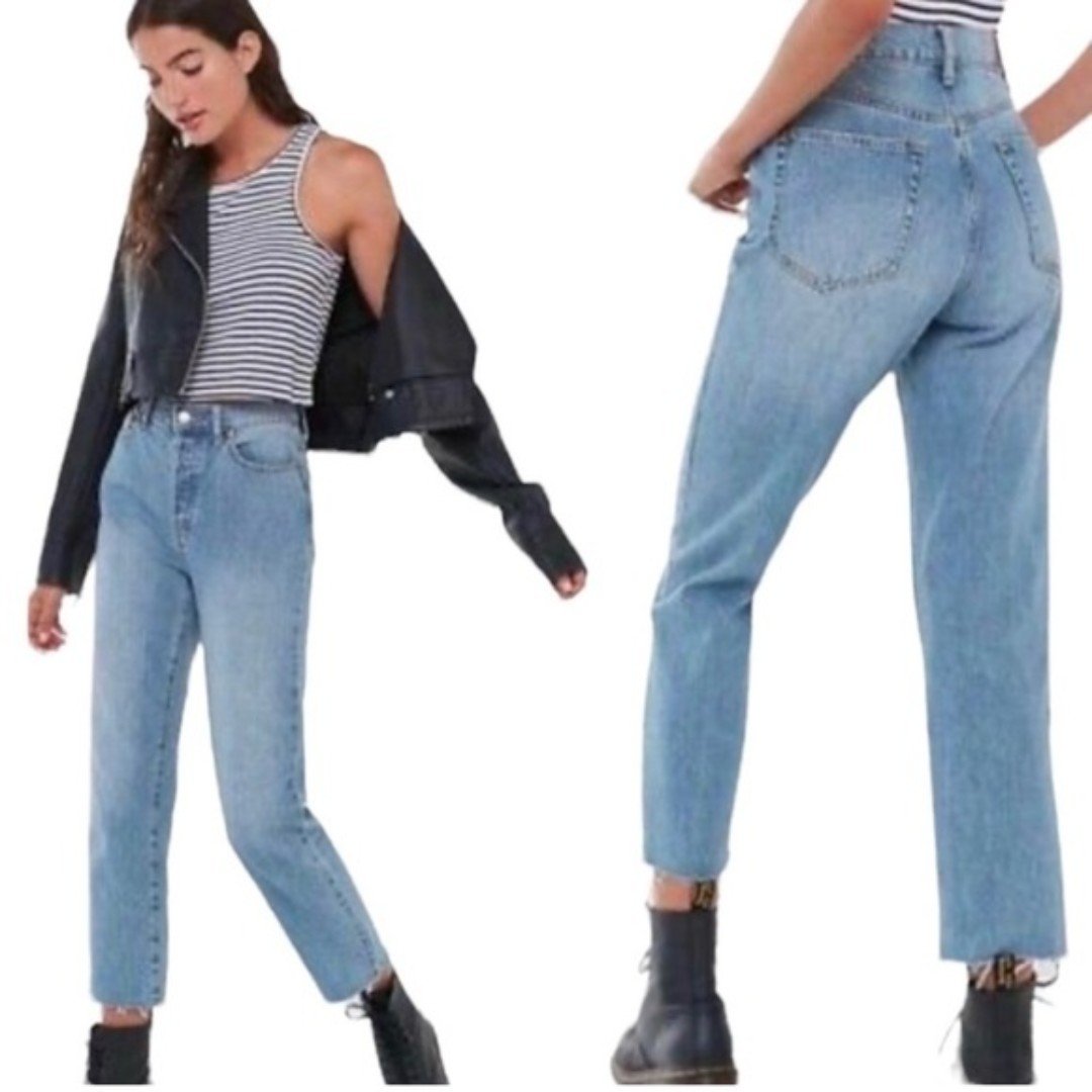 Cheap Urban Outfitters size 27 BDG Dillion jeans blue raw hem high rise JgEGK48Cd outlet online shop