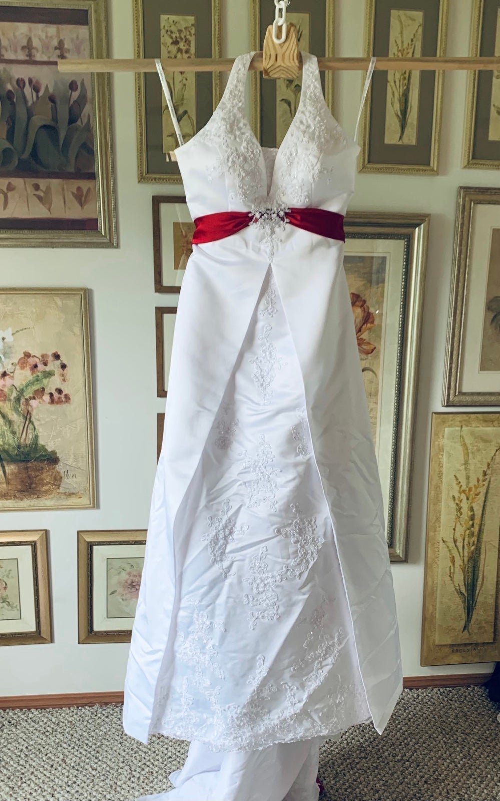 Nice white red accent halter wedding dress veil IbekuumtR Store Online