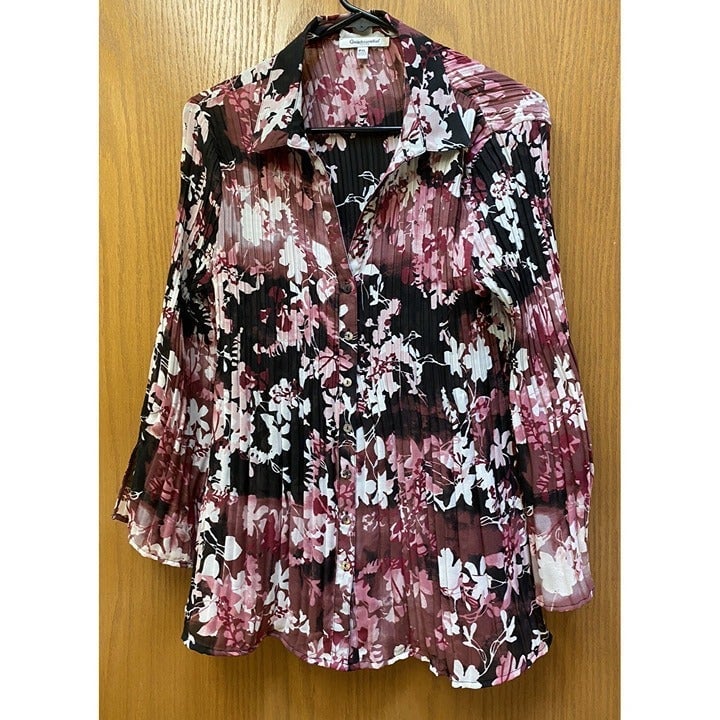 Great Quintessential Women Pleated Floral 3/4 Sleeve Bl