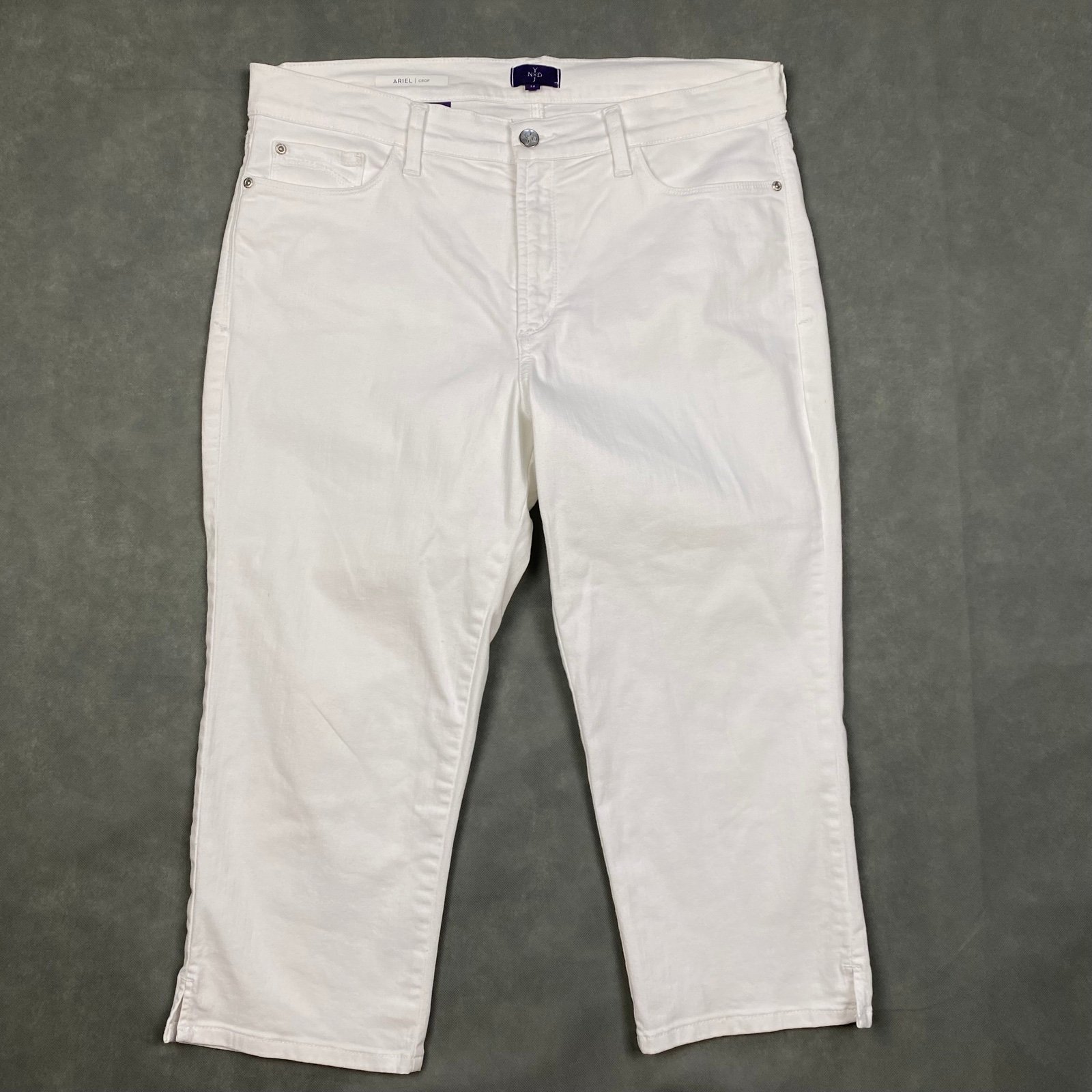 big discount NYDJ White Ariel Crop Capri Jeans Lift Tuc