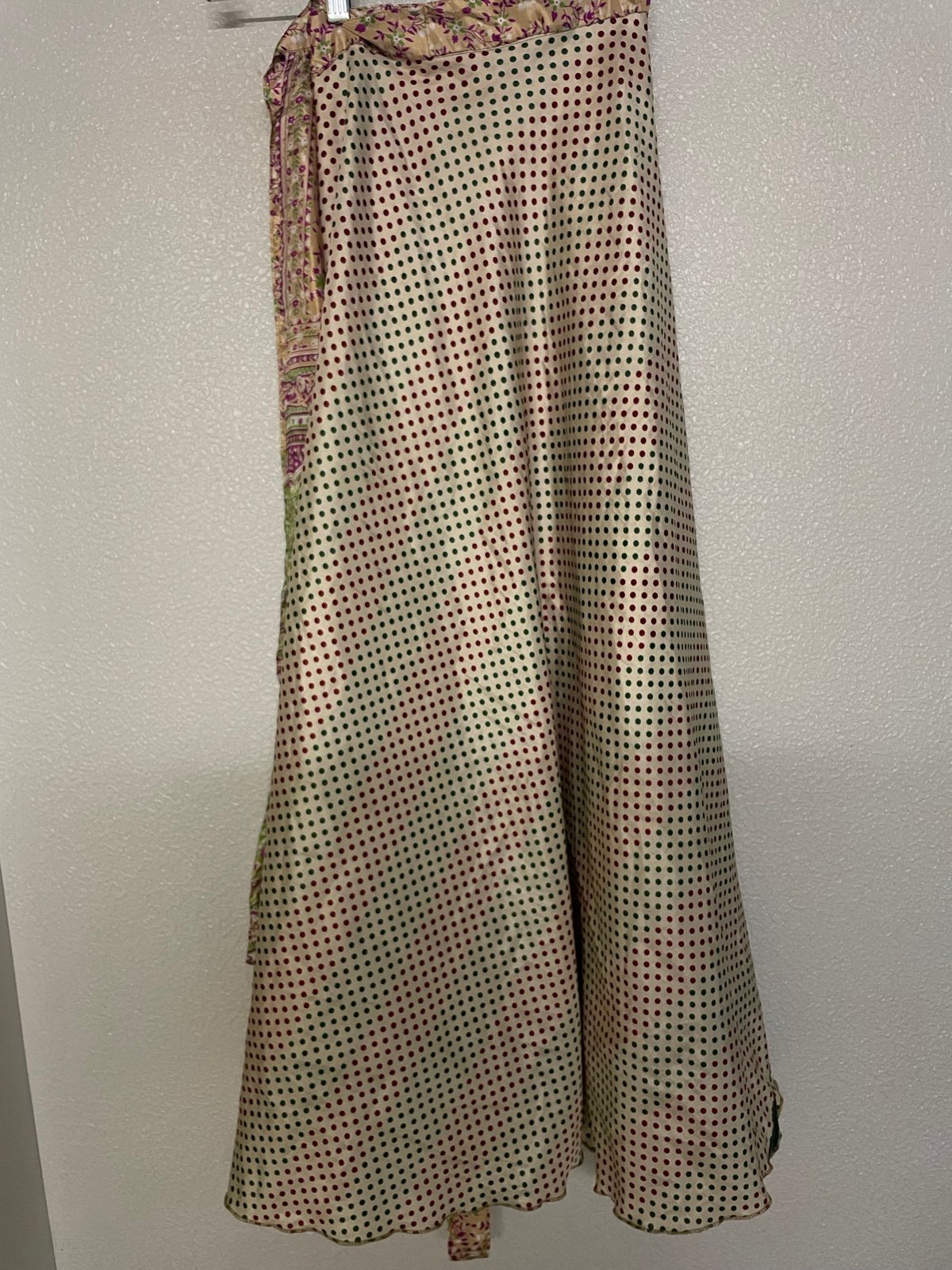 Stylish One size recycled sari wrap skirt. NWOT. Reversible jgtoSAOmN Online Shop