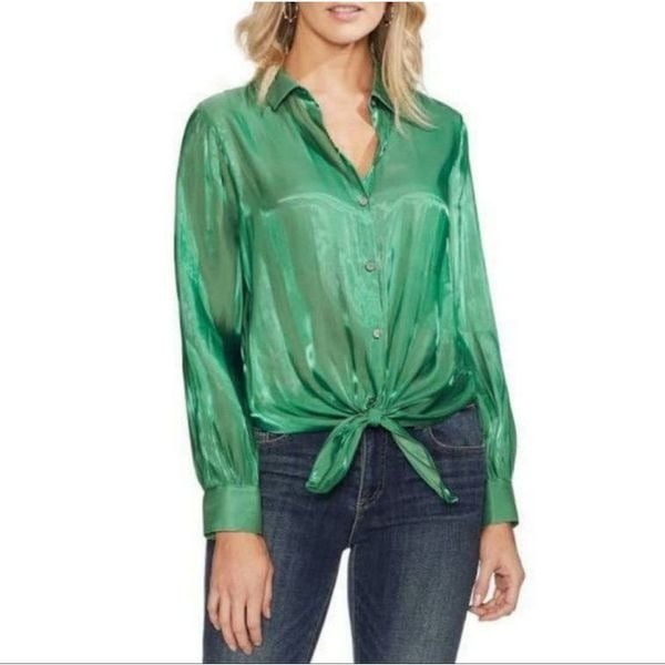 Elegant Vince Camuto Green Iridescent Button Down Long 
