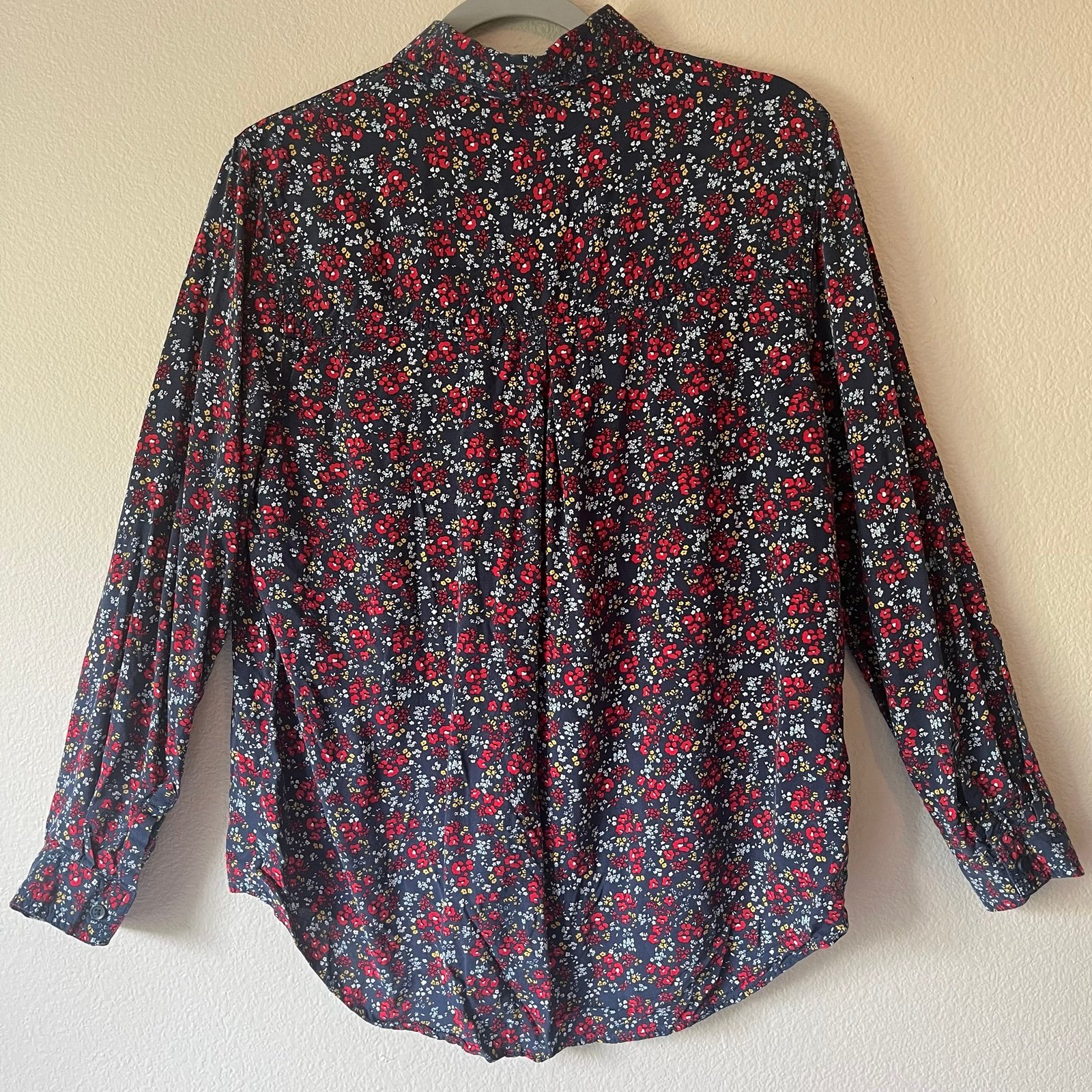 High quality BeachLunchLounge Floral Pattern Button Down Top Size Large os8kSkkiz Cheap