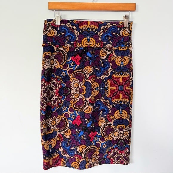 Classic LuLaRoe Patterned Pencil Skirt size Small Fnwu5