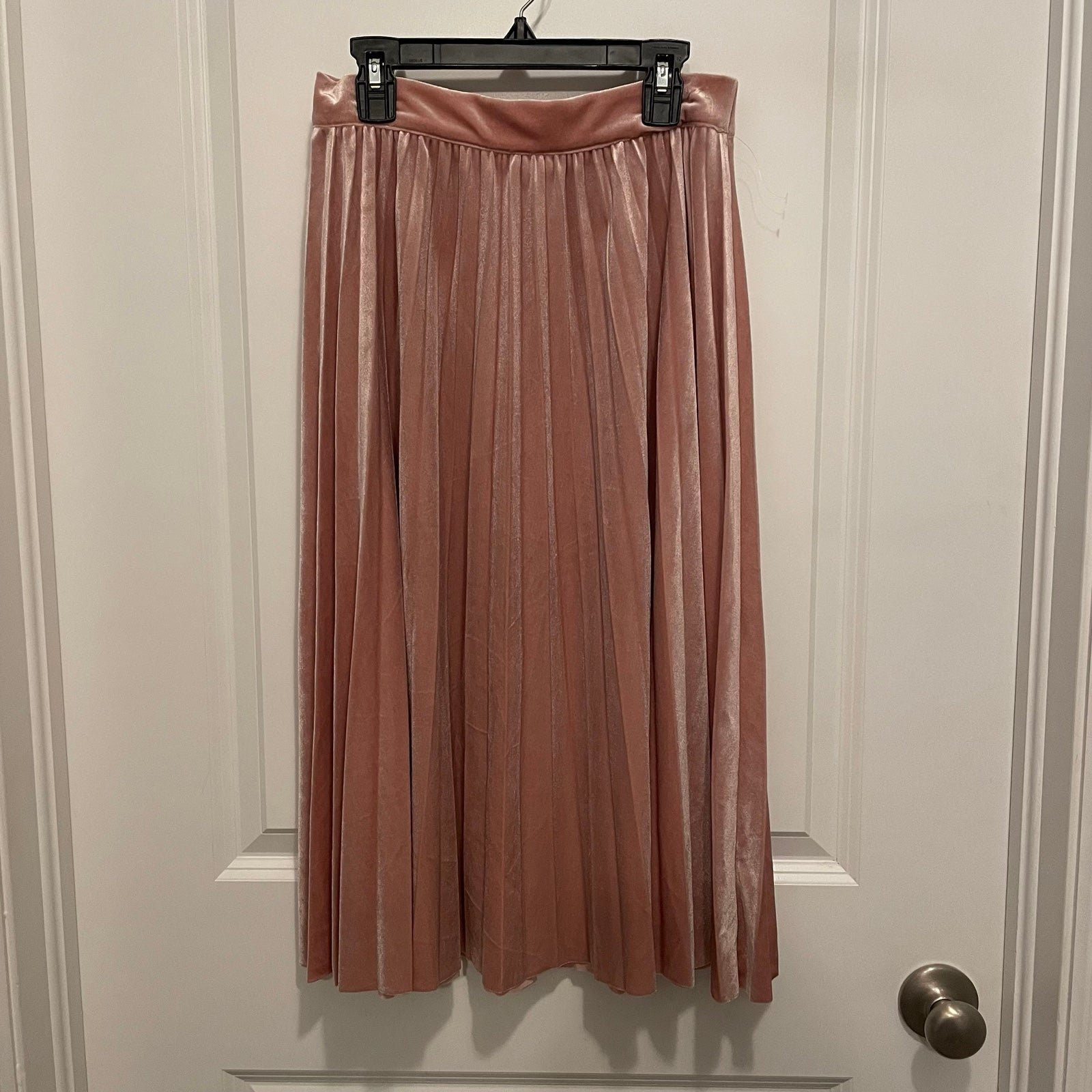 Personality NWOT Simply Styled Petite Pink Velvet Pleated Skirt - Size M ojwpMKLOM Factory Price