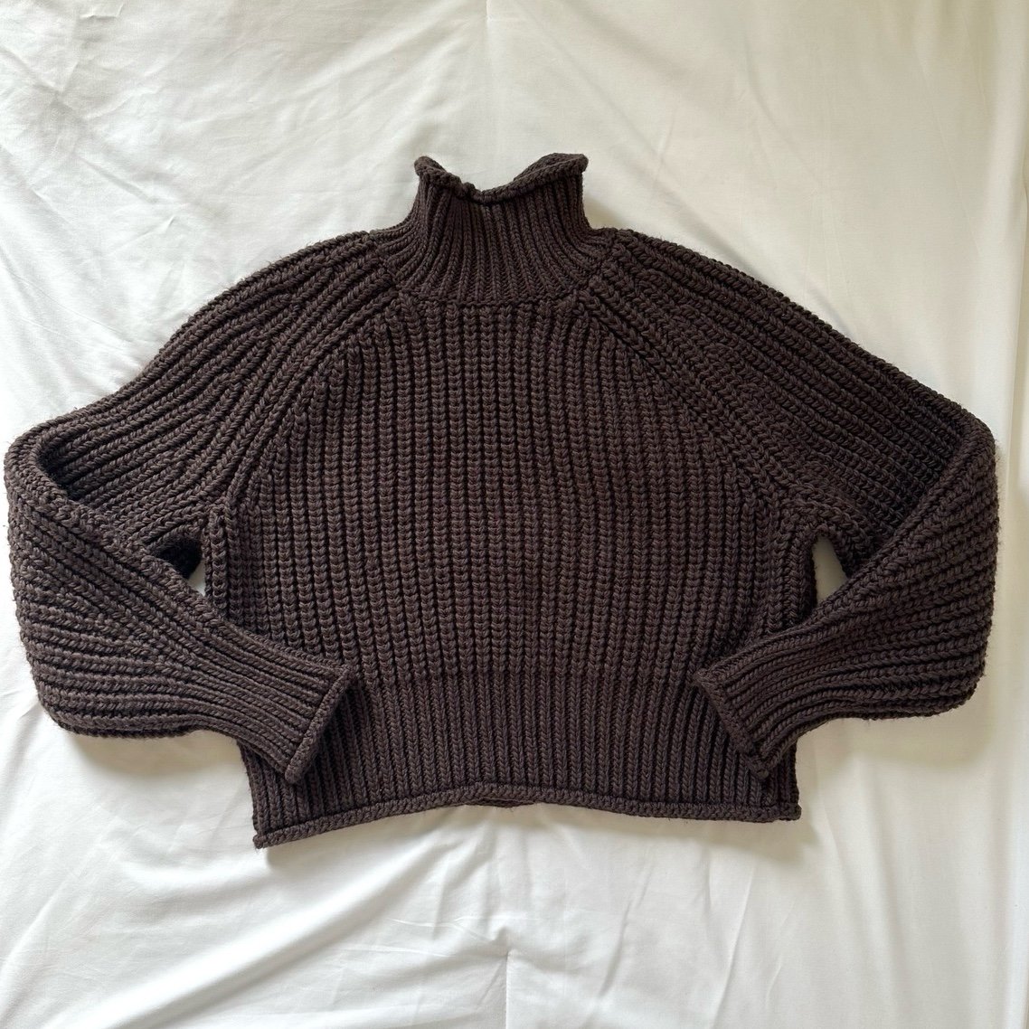 Exclusive H&M Brown Turtleneck Knit Sweater Size Medium