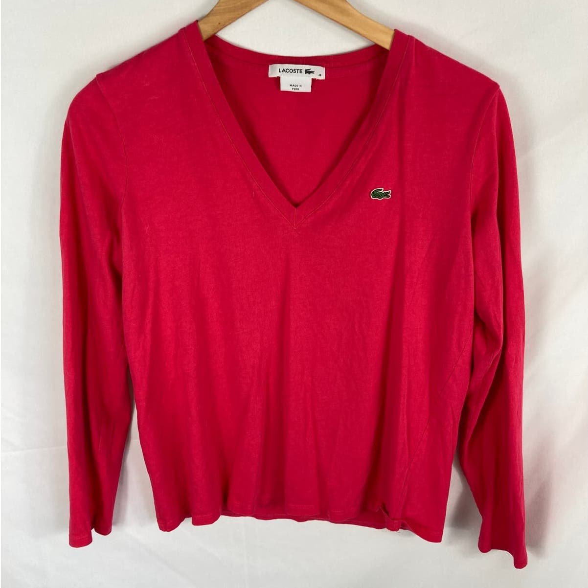 Exclusive Lacoste Pink V Neck Tshirt Size 38/Medium OB7