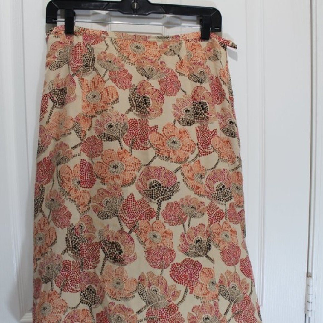 reasonable price Talbots Floral Silk Skirt size 10 MUEZ