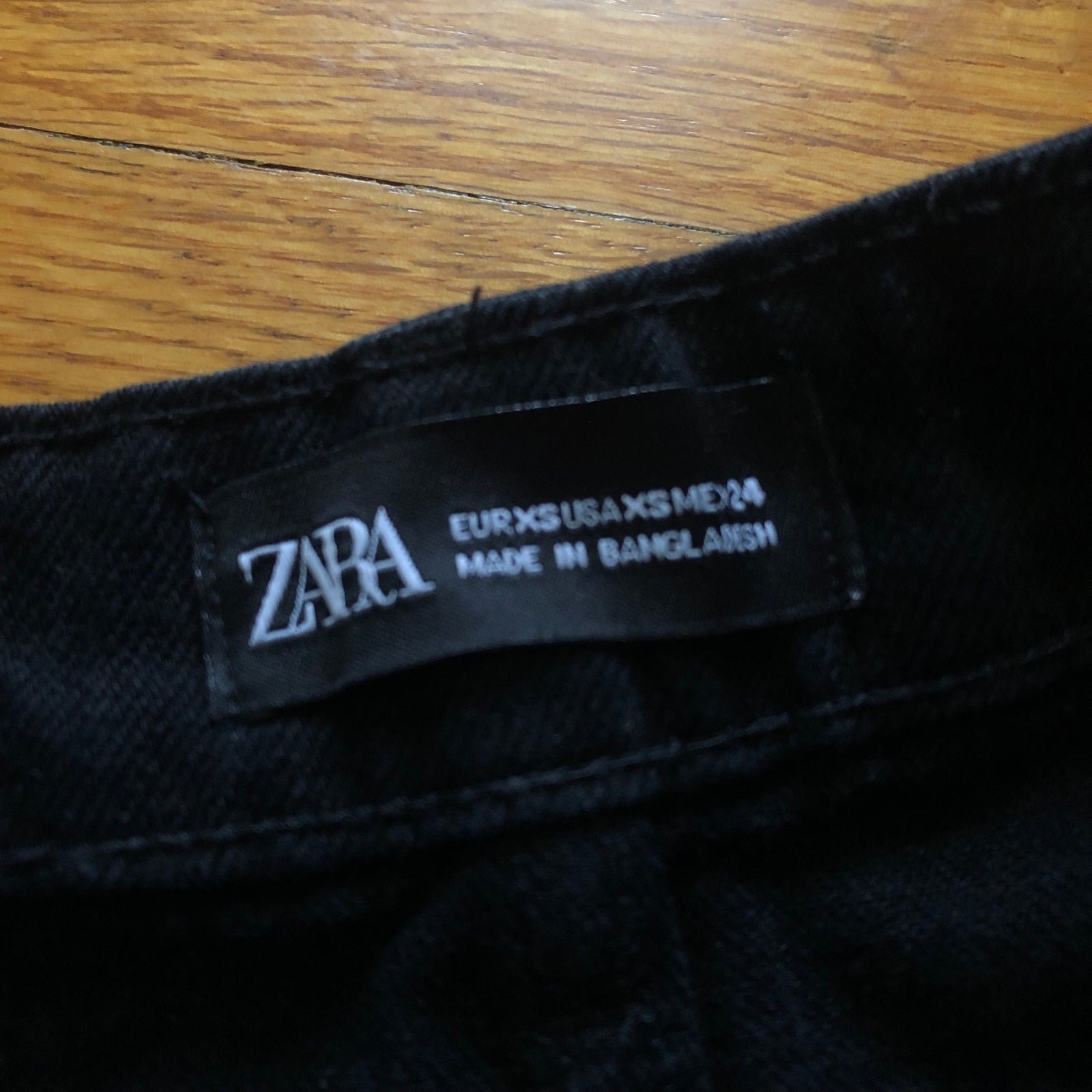 Popular Women’s Zara Black Jean Denim Skirt  Size Extra Small, 5 pocket, raw hem OQoIxAgur outlet online shop