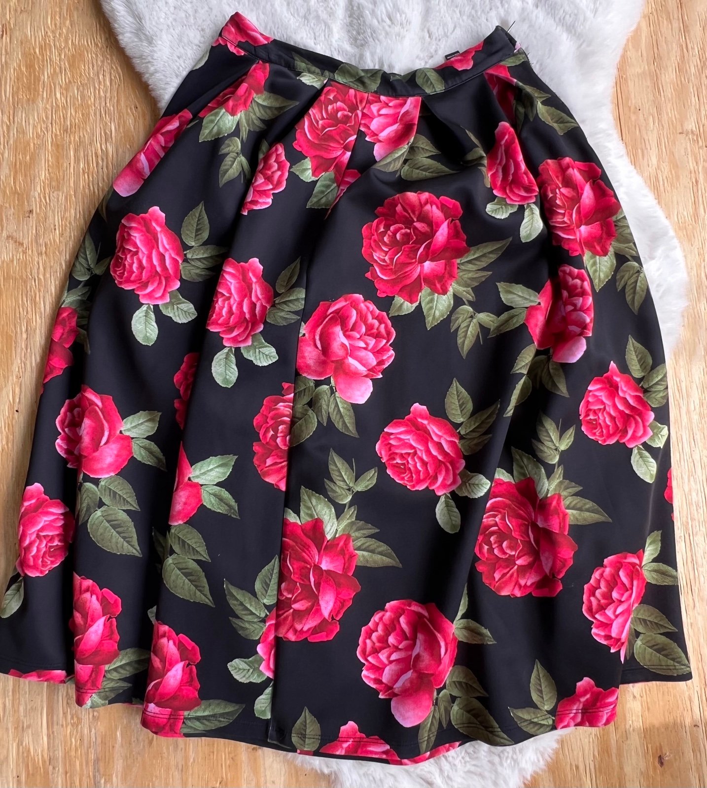 Beautiful Red floral black skirt forever 21 Nh3TdGD5z o