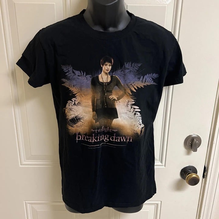 Comfortable Twilight Saga Breaking Dawn Pt. 1 Movie Promo T-Shirt Oc8HD6oMn Store Online
