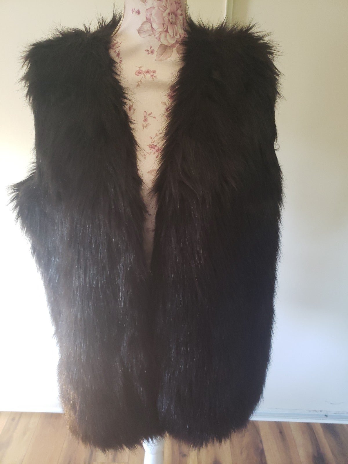 reasonable price 89th And Madison Faux Fur Lined Vest S