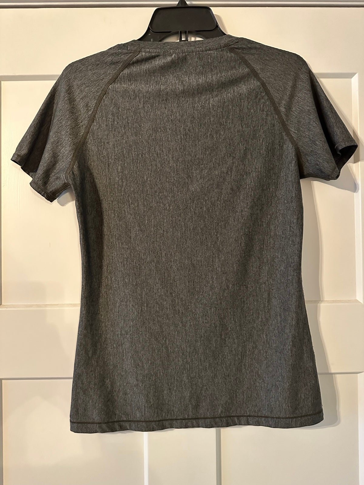 save up to 70% Under Armour Fitted Heat Gear Gray Short Sleeve Top Womens Sz S pFgv8sk5s New Style