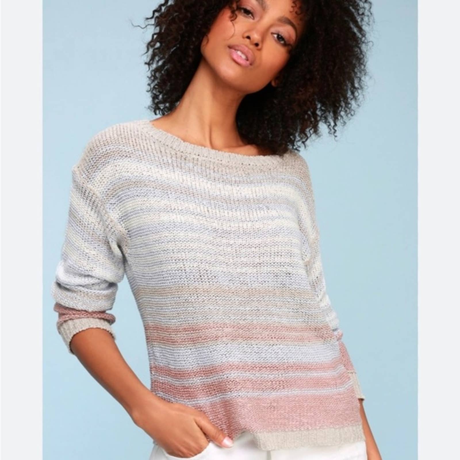 Beautiful LuLu’s Beacon Sweater Size‎ Large Light weigh