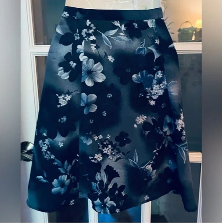 Discounted Women Floral Skirt Size 13/14 nQCrCwqge High Quaity