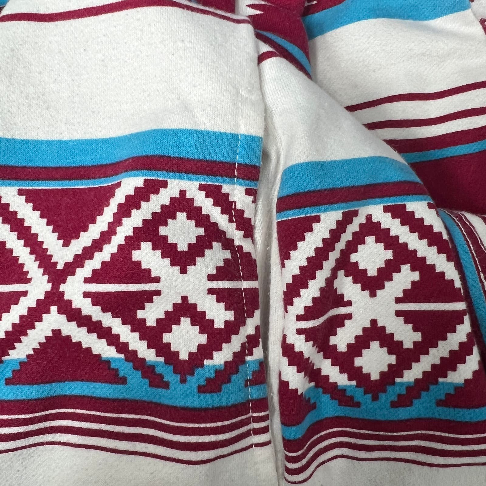 Authentic Truly Madly Deeply Aztec Print Bohemian Long Sleeve Women´s Sweater/Top Size XS gDEp3FMZW Outlet Store