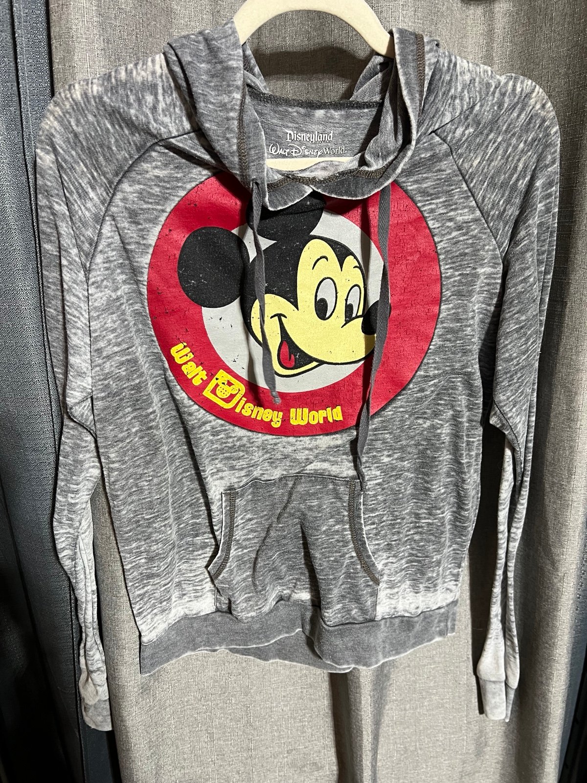 large selection Disneyland Mickey hoodie shirt GOwVkkL4