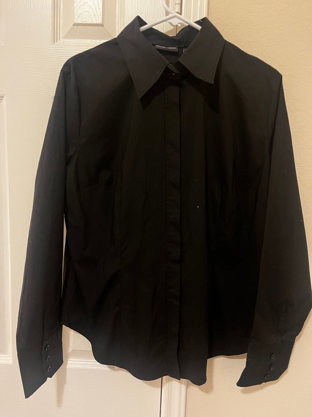 The Best Seller New York & Co womens black button up dr