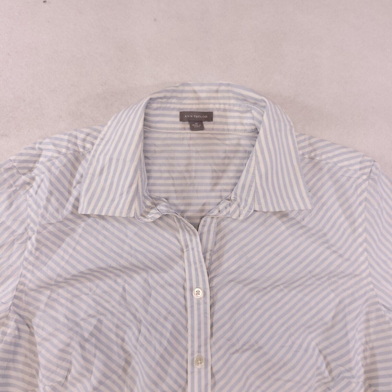 large selection Ann Taylor Short Sleeve Button Up Shirt
