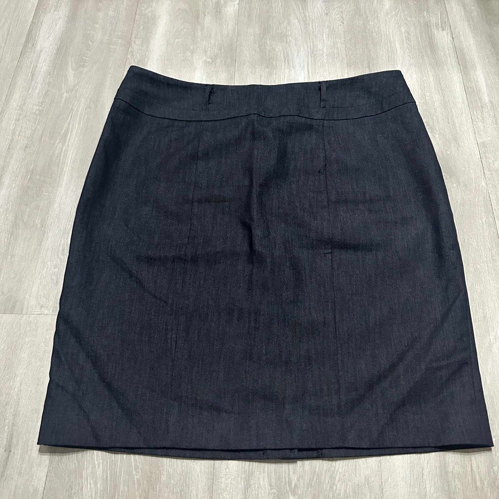 Simple Apt 9. Dark Denim Blue Chambray Pencil Skirt Sz 