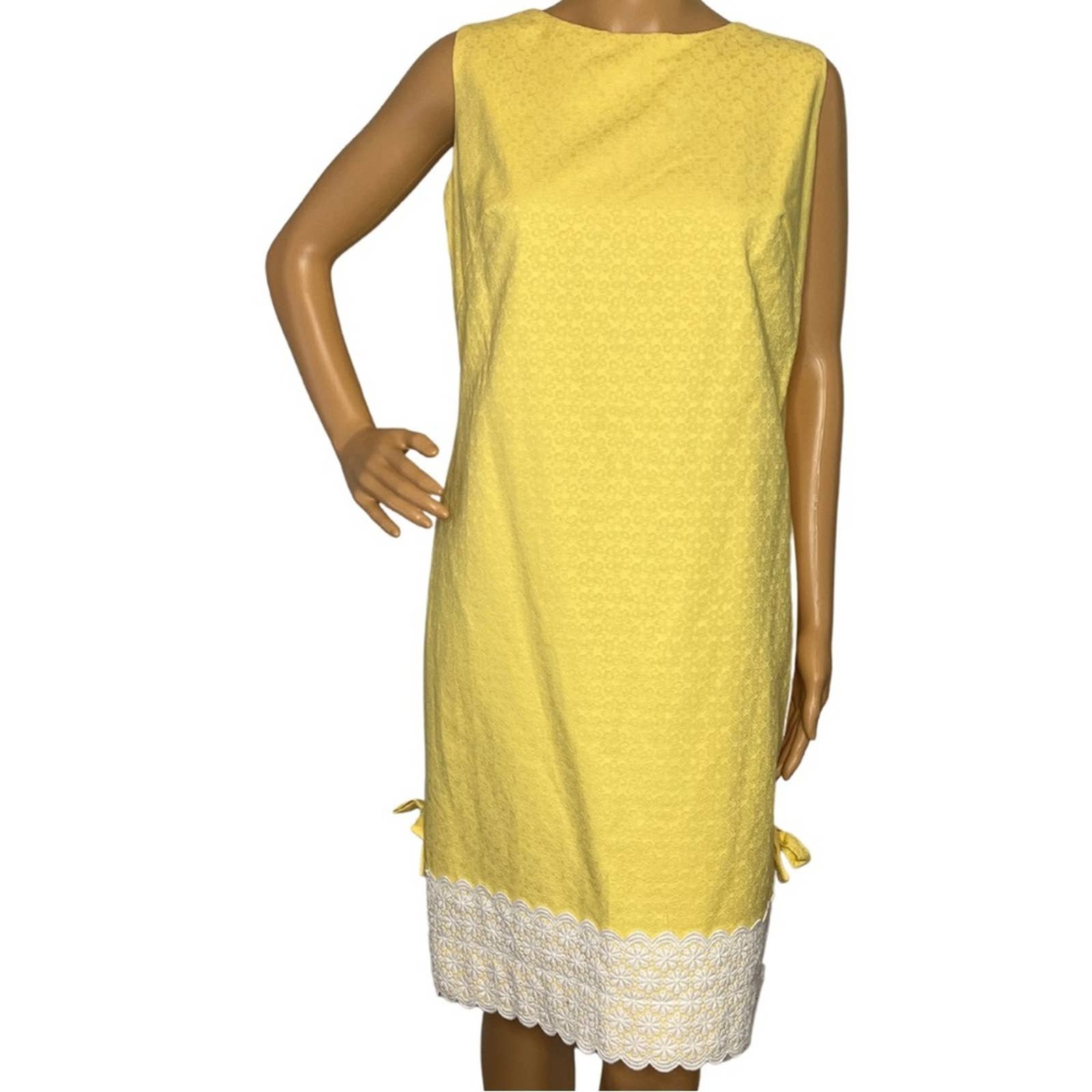 Personality Lilly Pulitzer Yellow Shift Dress with Whit