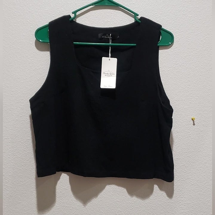 the Lowest price Women´s black sleeveless knit top