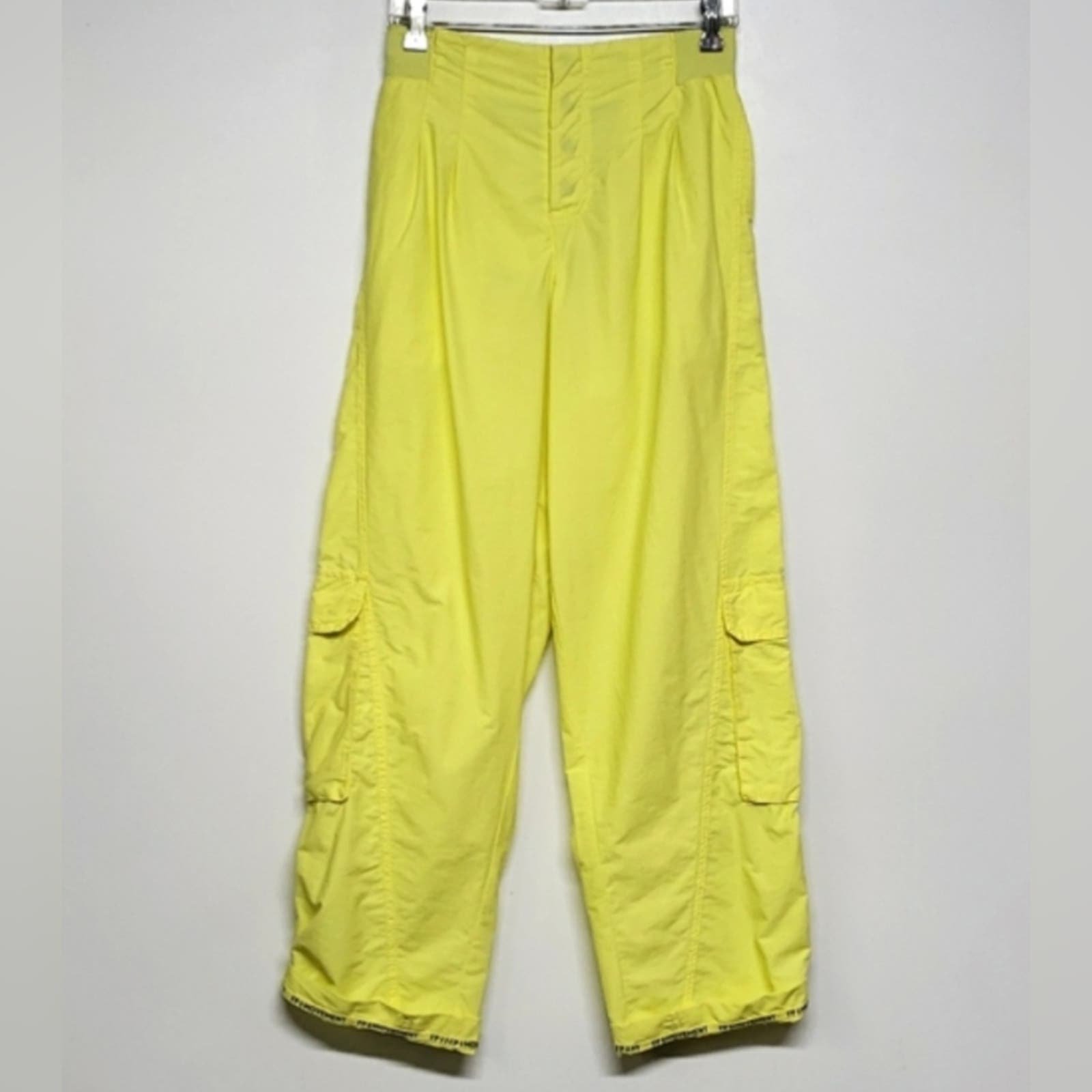 Factory Direct  Free People Movement Mesmerize Me Solid Pants Women´s Size Medium M0DdFYVZS Hot Sale