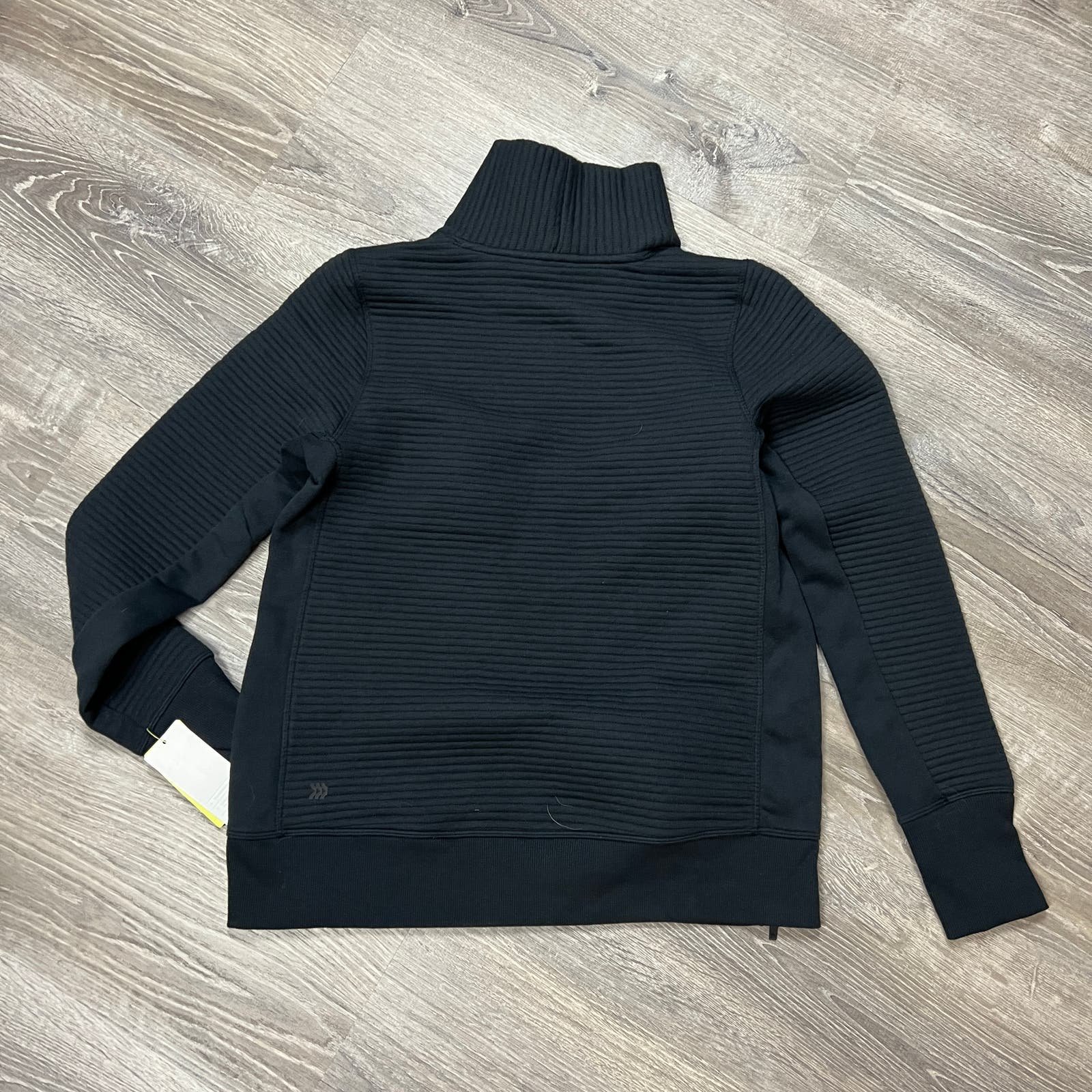 reasonable price All in Motion Women´s Black Quilted Pullover Sweatshirt - Size XS - NWT IP2h25bpT Online Exclusive