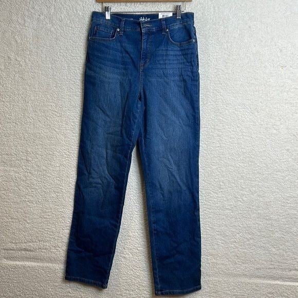Perfect NWT Style & Co Womens Straight Leg Denim Jeans 
