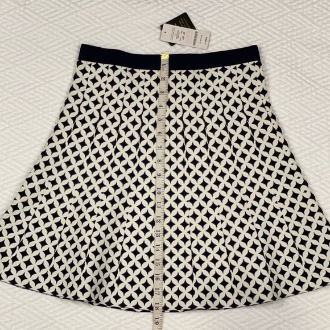 Stylish Bebe Womens Top and Skirt Set Size M jYSIxMPXV Cool