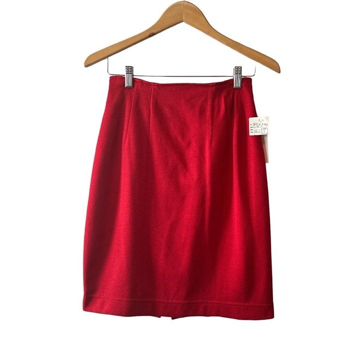 Exclusive City Girl Sport Red Knit Skirt—Size Small j2i