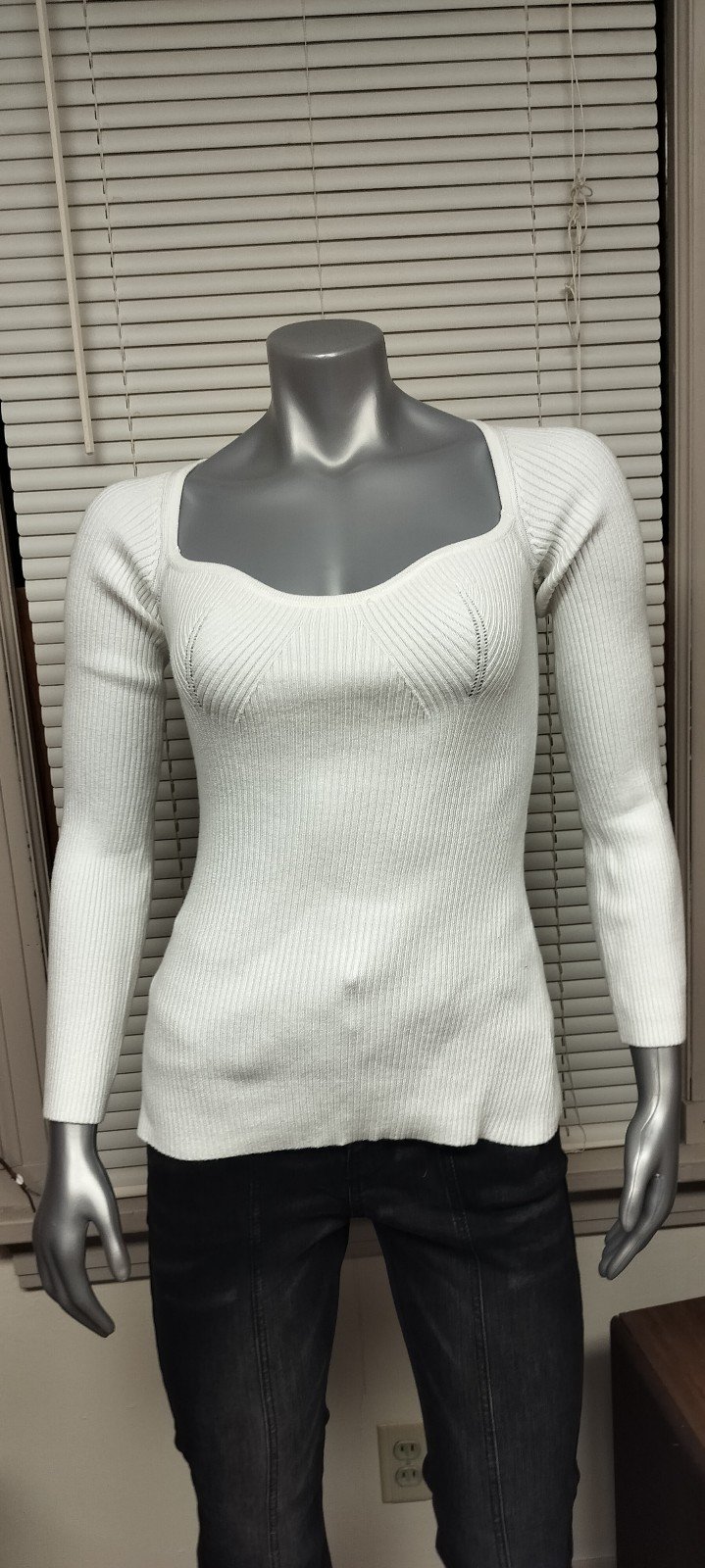 good price Women´s White Square Neck Sweater OaalS